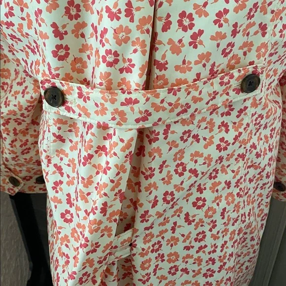 Women’s Lands’ End pink & orange floral trench coat trending fall 2025 - Picture 5 of 11